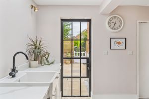 Photo 16- click for photo gallery